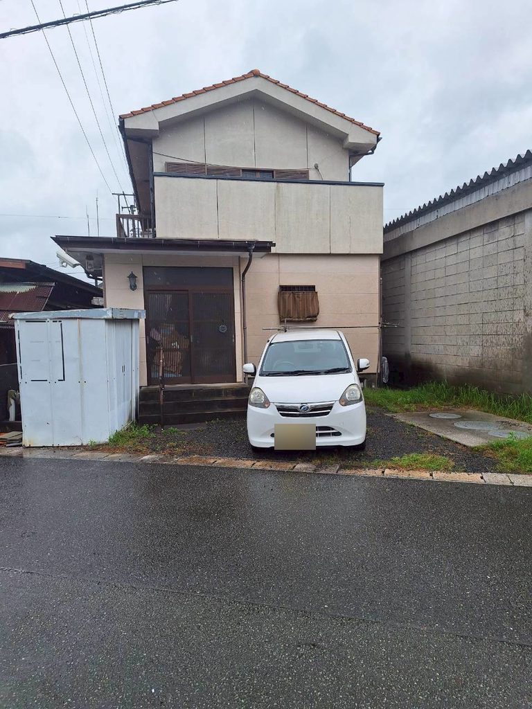 香春町高野 木造住宅の解体着手前の外観