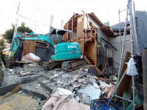那珂川市片縄の木造二階建て住宅 解体工事施工写真