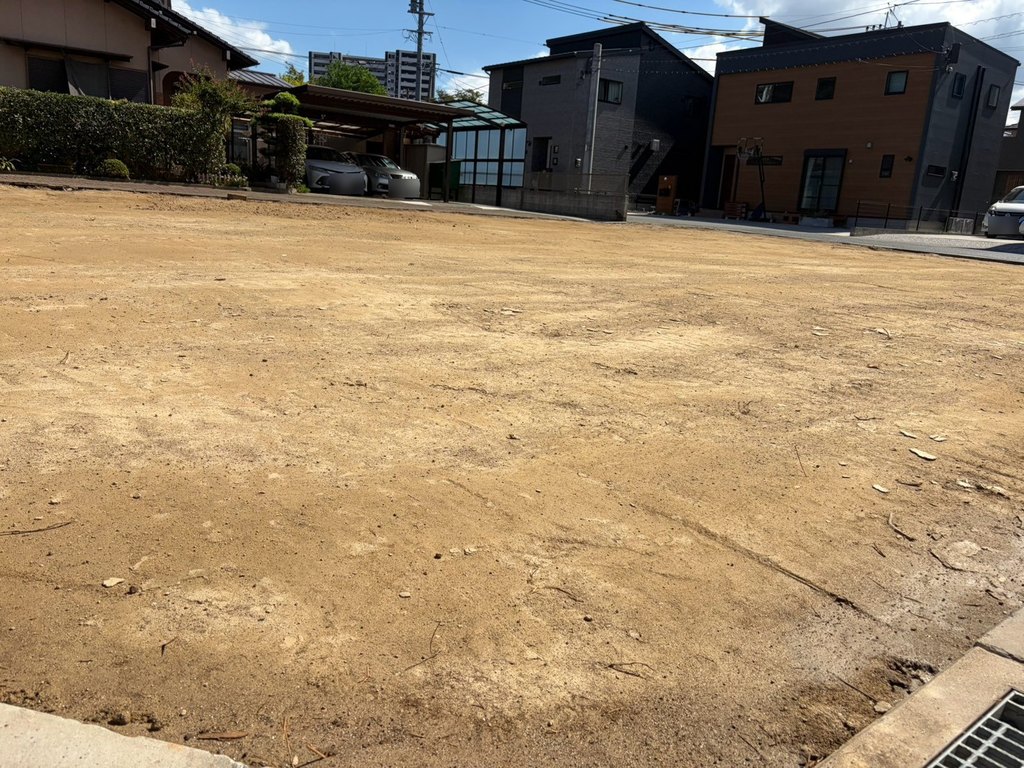 小倉南区湯川新町 整地を終えた更地